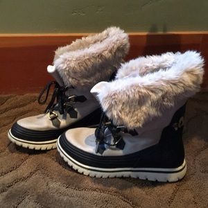 Sorel women’s boots
